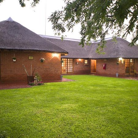 The Willows Guesthouse Bloemfontein Exterior foto