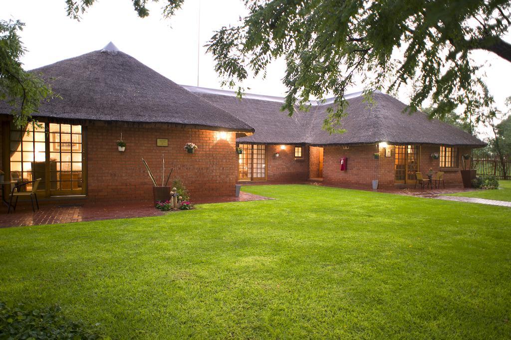 The Willows Guesthouse Bloemfontein Exterior foto
